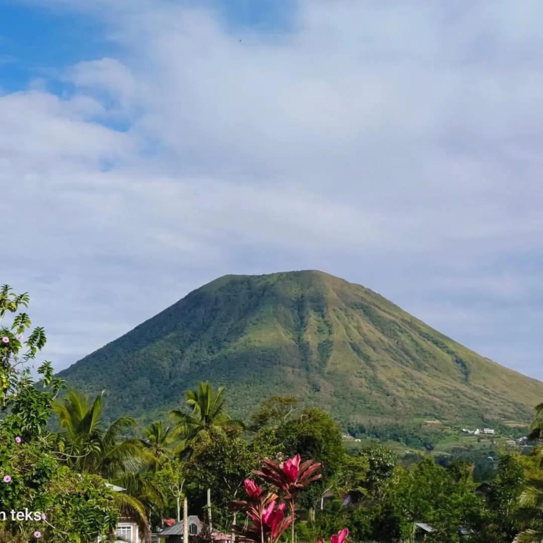 Talaga Tomohon Home Stay And Fishing Pond Exterior foto